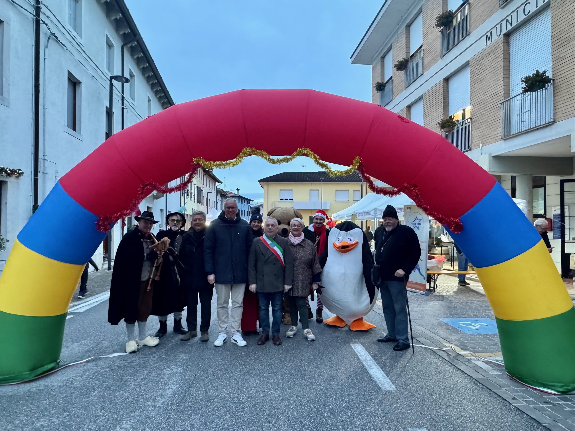 NATALE. BORDIN A PALAZZOLO: PAESE IN FESTA, CUSTODISCA PACE E SERENITÀ